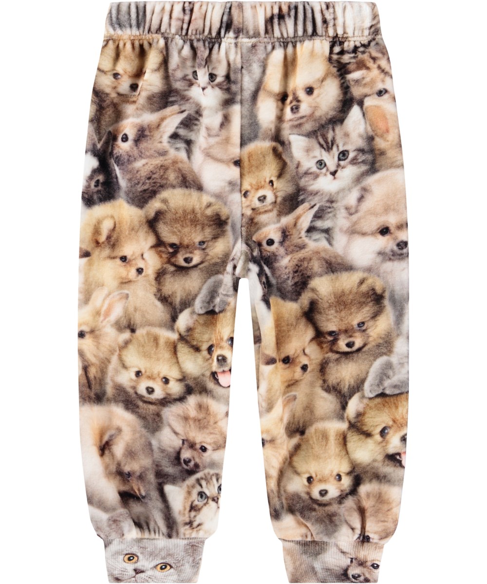 Simeon - Fuzzy Fluffy - Bløde bukser til baby i økologisk velour med print af dyr. 