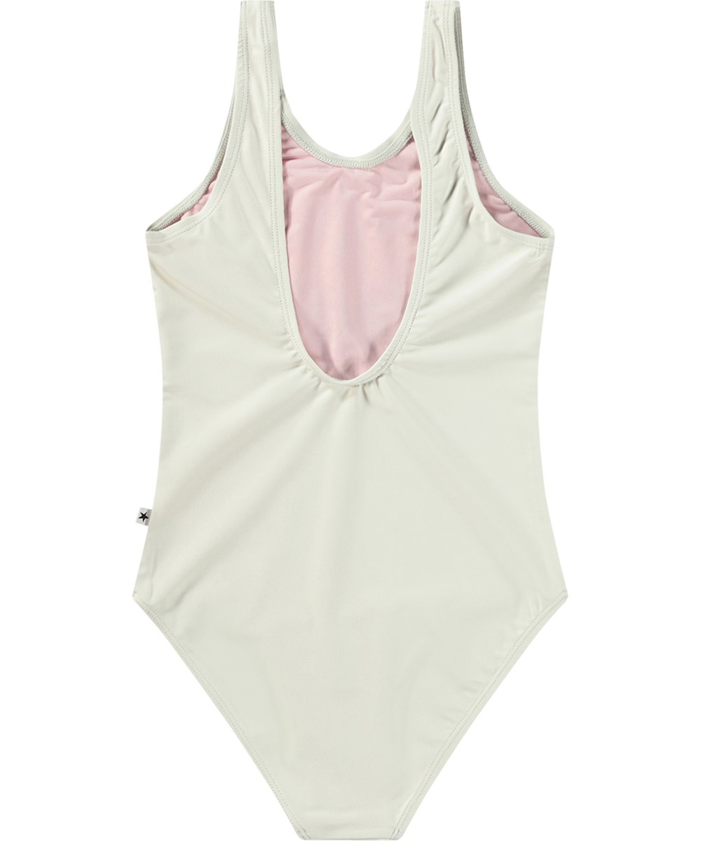 Nika - Rainbow Heart - Weißer Badeanzug für aktive Kinder aus recyceltem Polyester mit UV-Schutz 50+.