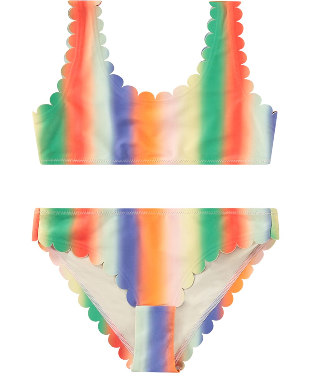 Nolina - Rainbow Light - Regnbuefarvet bikini til aktive børn fremstillet i genanvendt polyester med UV-beskyttelse 50+.