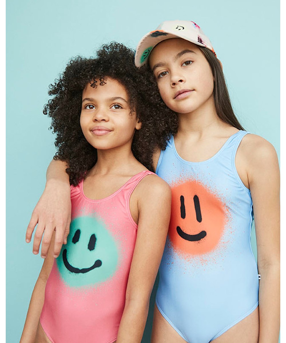 Nika - Happy Air - Gerecyclede lichtblauwe badpak met rode smiley