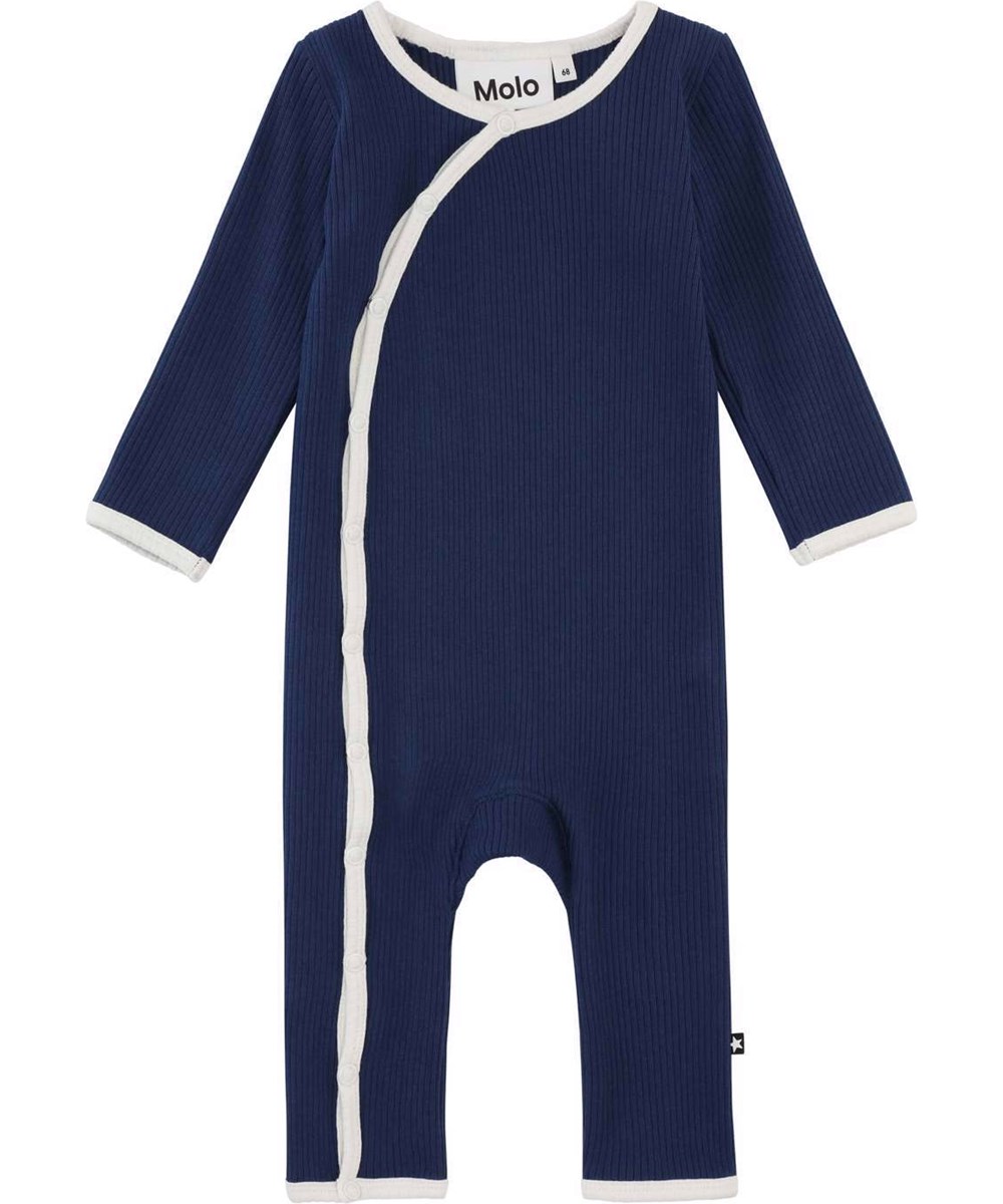 Fellow - Naval Blue - Ekologisk ribbad babydräkt i mörkblå.