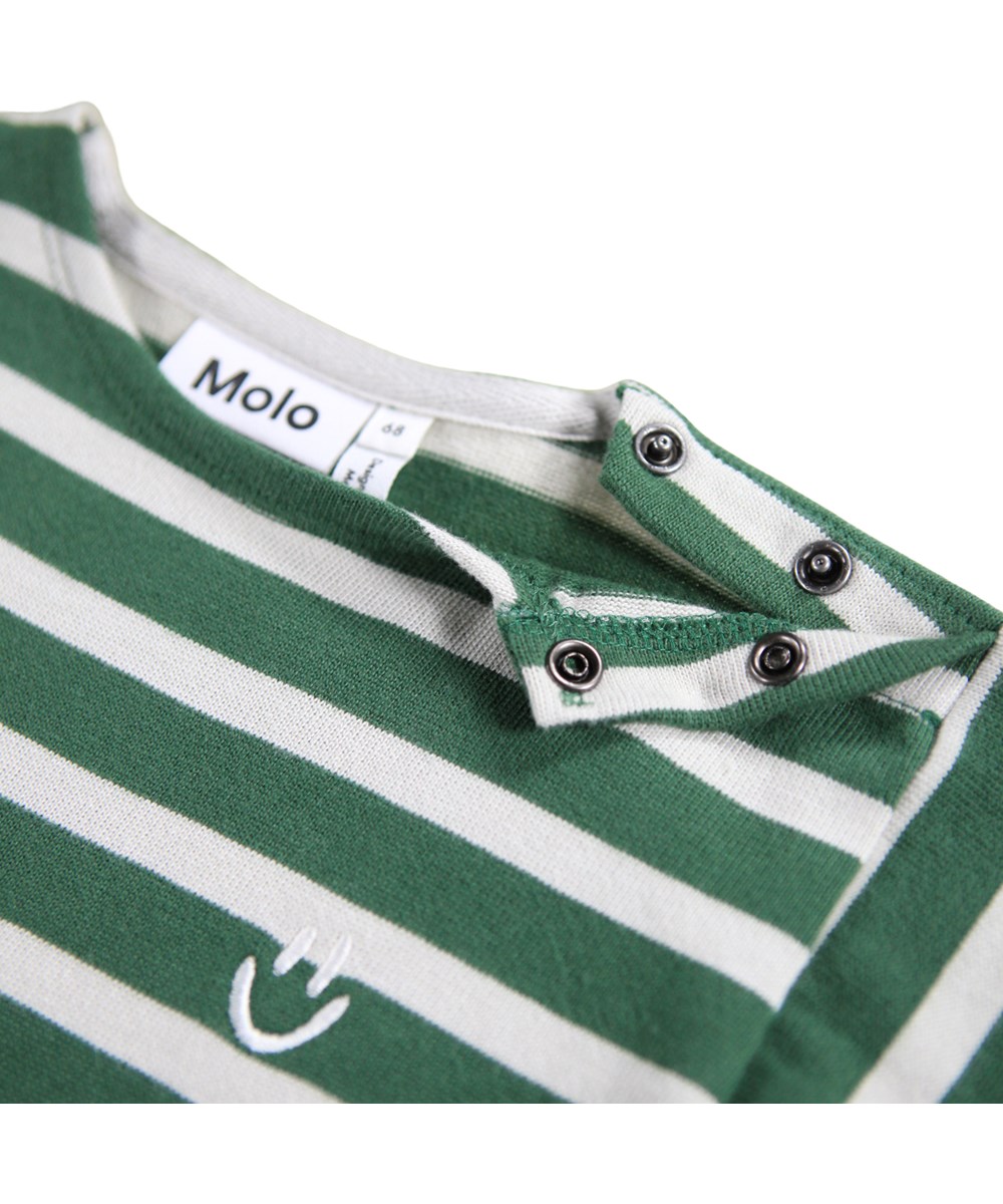 Flint - Pine Stripe - Overall i ekologisk bomull for baby med breda rander i gröna nyanser.