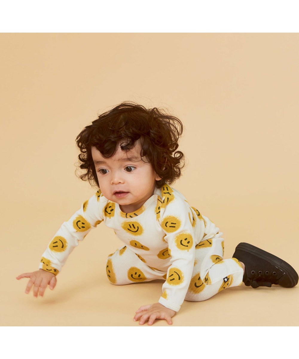 Foss - All Smiles - Cremefärgad body med smiley.