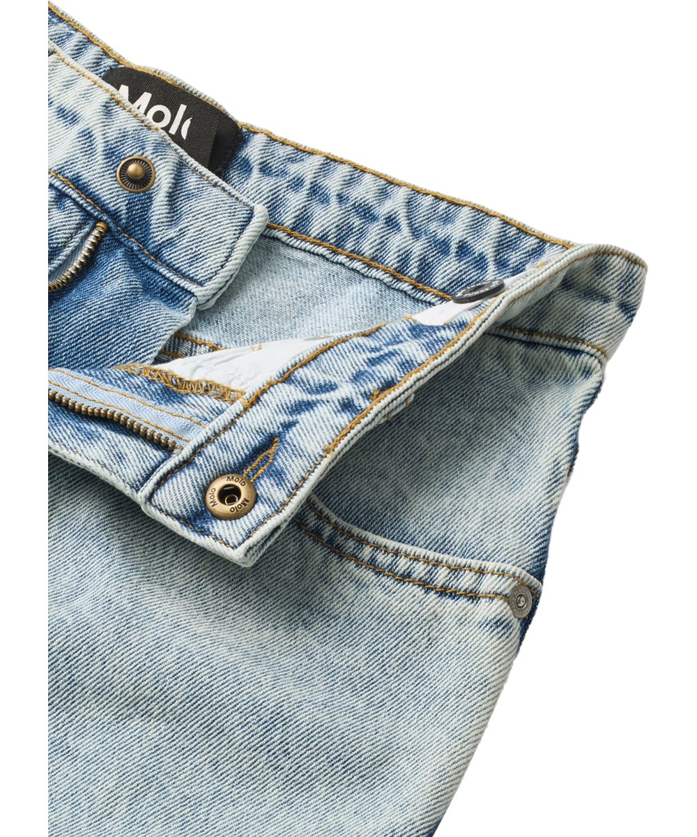 Aiden - Washed Down - Blå jeans för barn i ekologisk bomull 