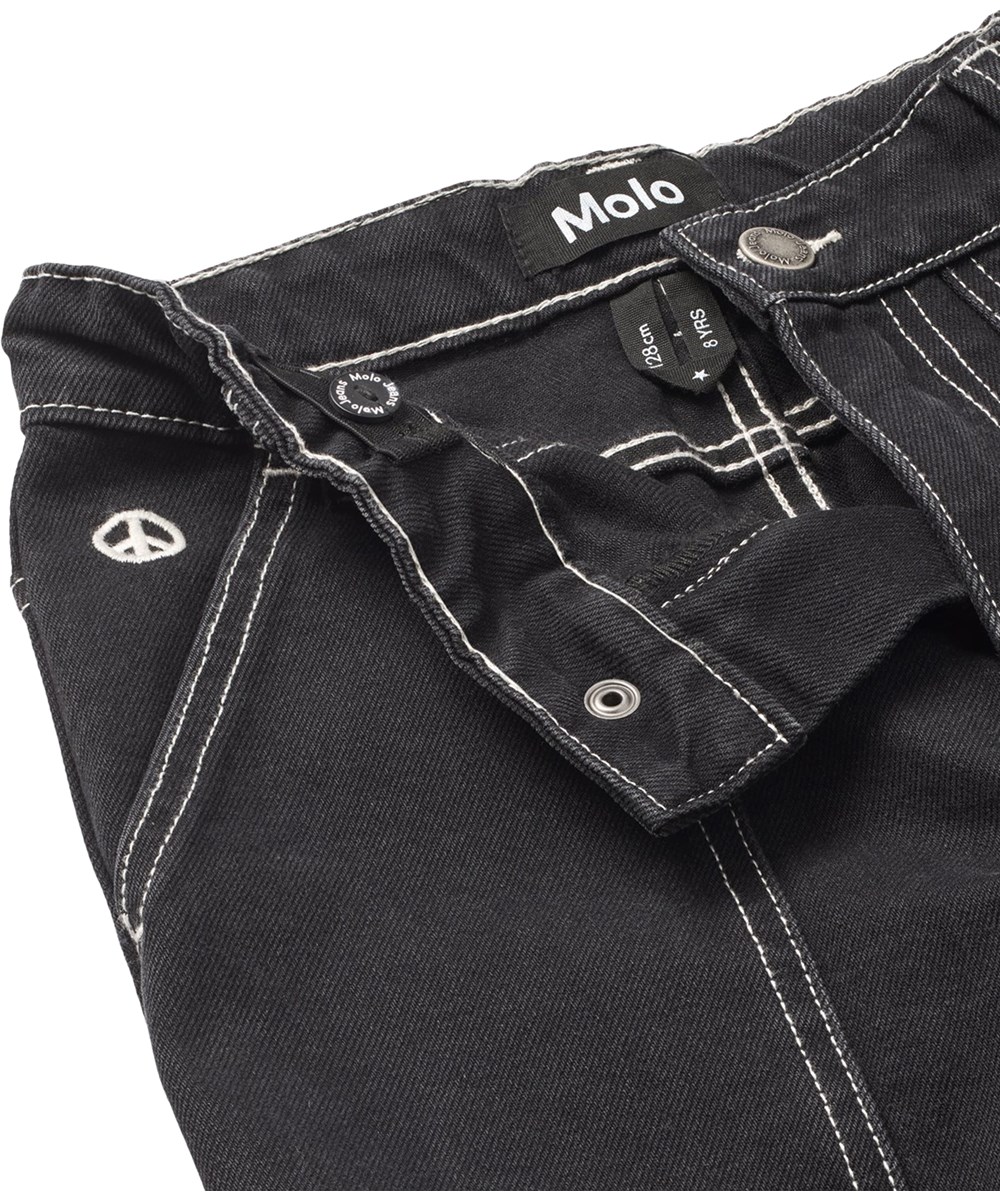 Alton - Washed Black - Svarta jeans för barn i ekologisk bomullsdenim med vida ben