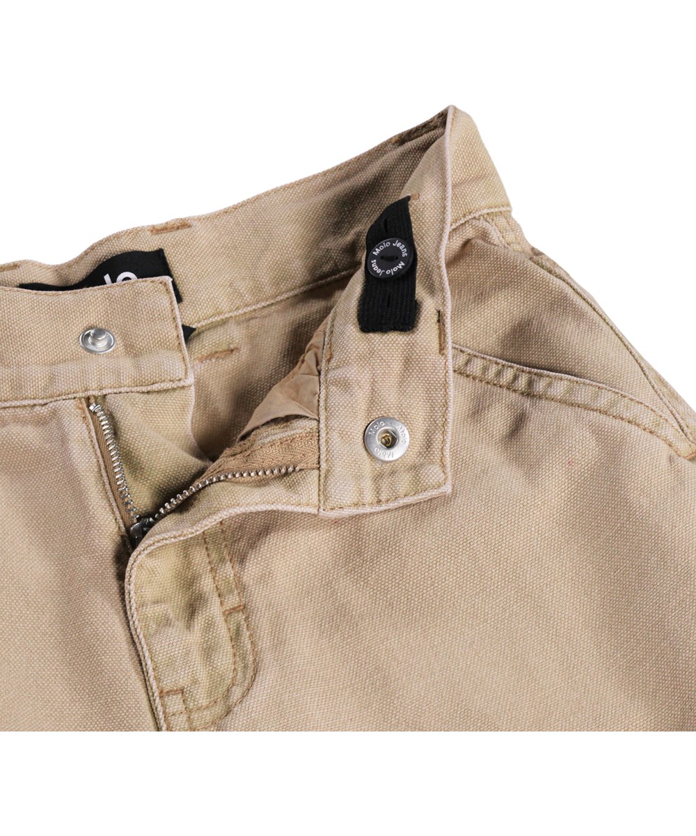 Archie - Tiger's Eye - Beige cargoshorts för barn i bomull med sidoficka