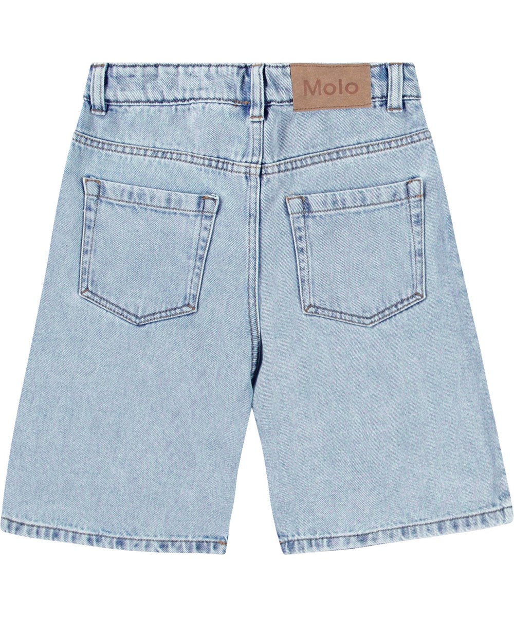 Art - Washed Down - Ljusblå knälånga jeansshorts i ekologisk bomull för barn.