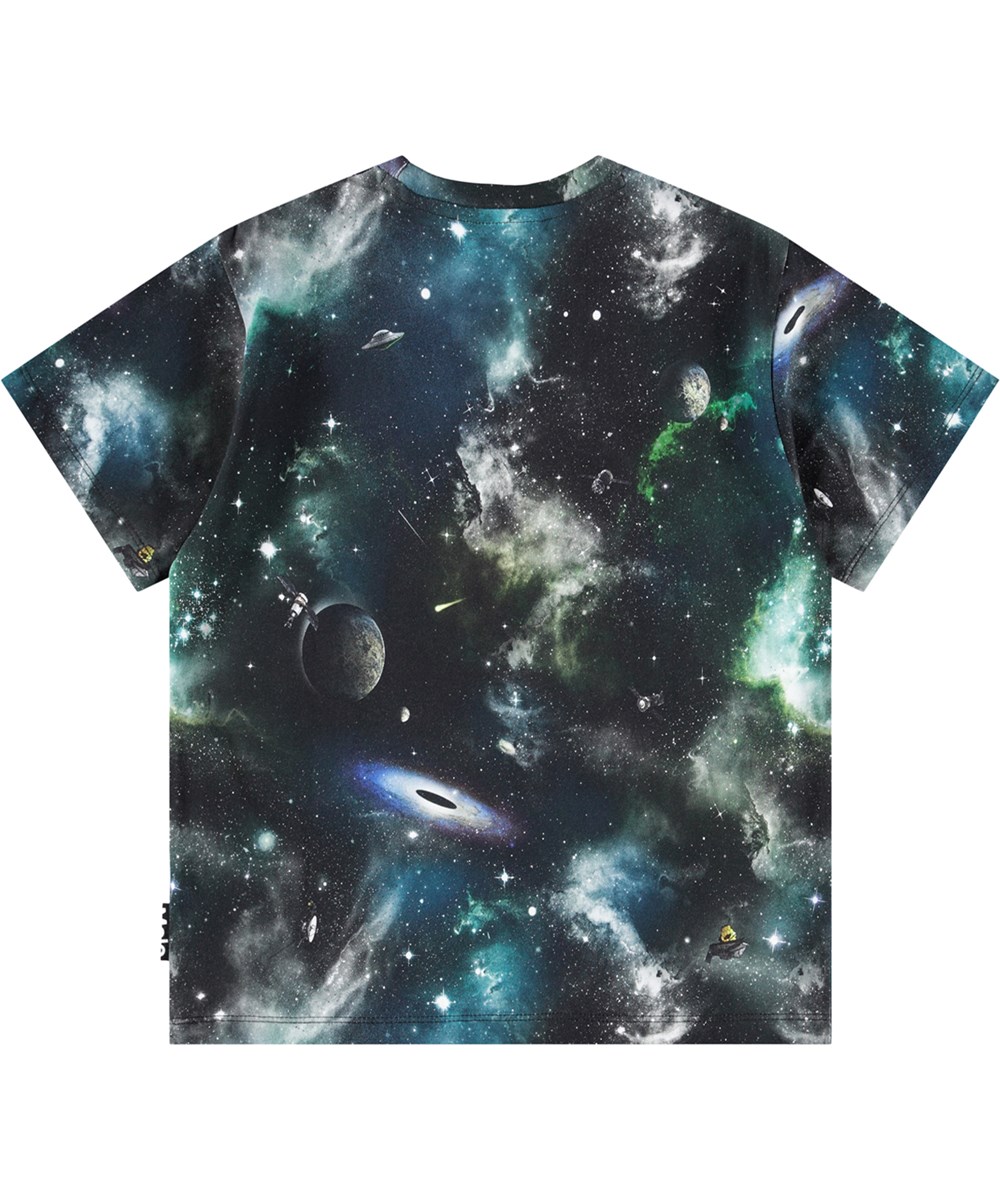 Riley - Deep Space - Svart T-shirt för barn i mjuk ekologisk bomull med korta ärmar och en ribbad halsringning.