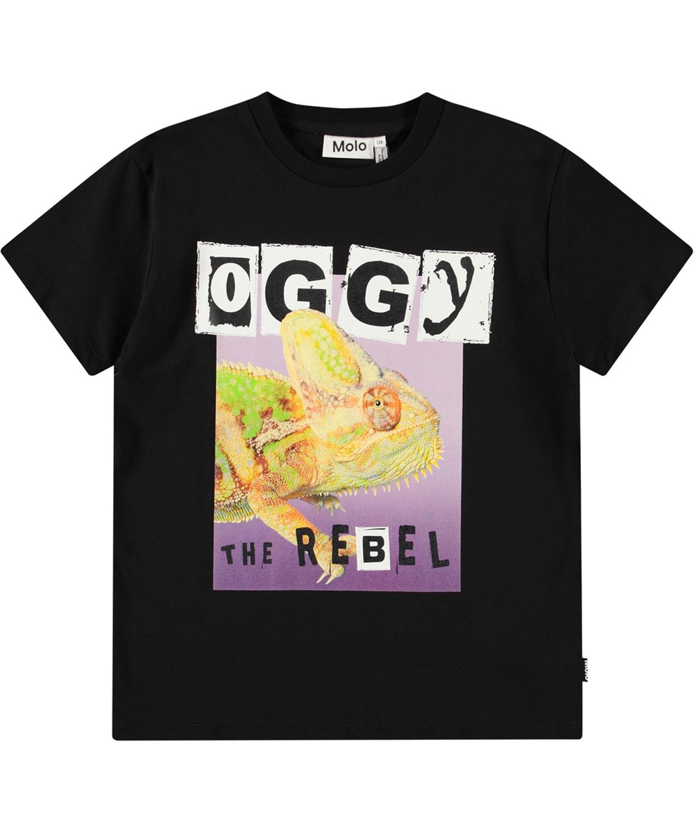 Riley - Oggy - Svart T-shirt för barn i mjuk ekologisk bomull med korta ärmar och ribbad halsringning.