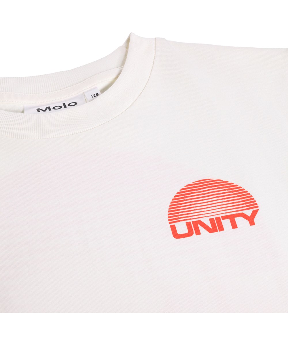 Riley - Unity Red - Vit T-shirt för barn i ekologisk bomull