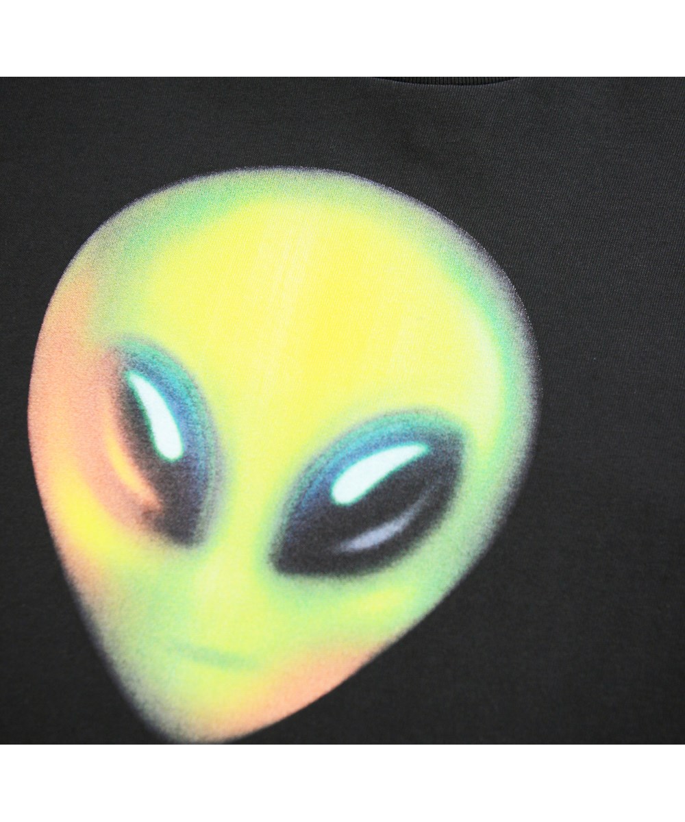 Rodney - Alien Dark - Svart T-shirt för barn i mjuk ekologisk bomull med korta ärmar och en ribbad halsringning.