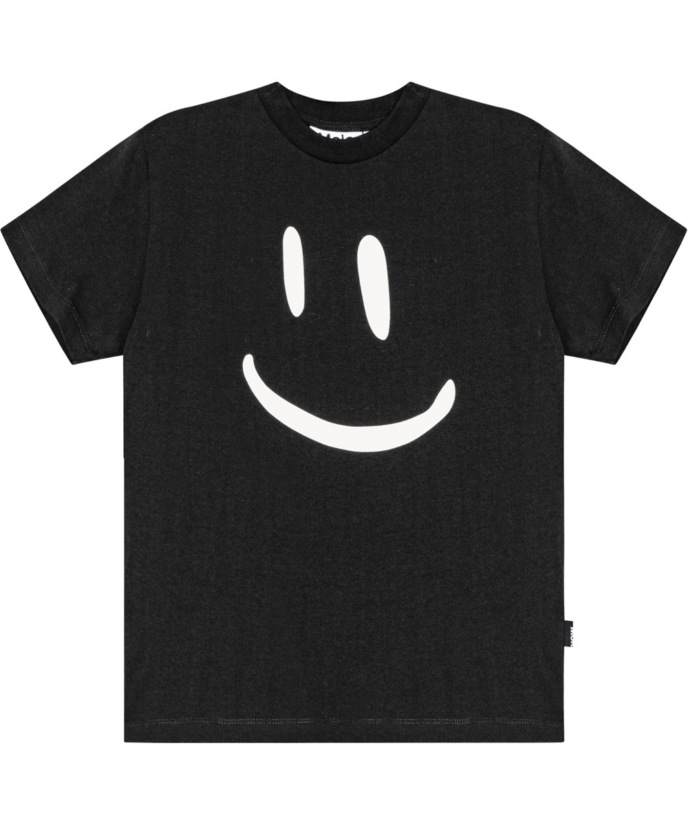 Roxo - Black - Molo x Plan International svart T-shirt i ekologisk bomull med en stor smiley tryckt på framsidan.