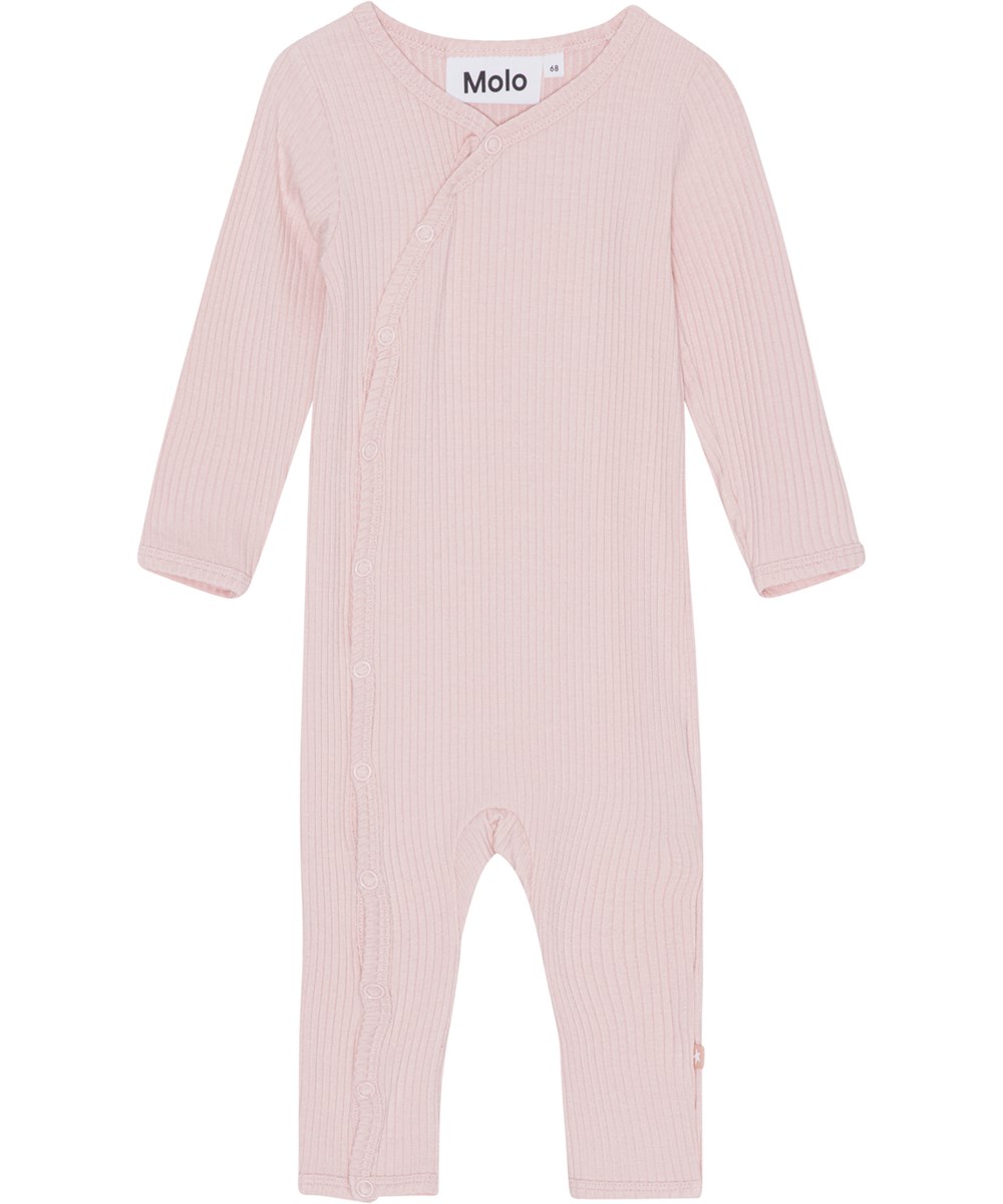 Fellow - Petal Blush - Rosa Babyanzug aus Viskosejersey