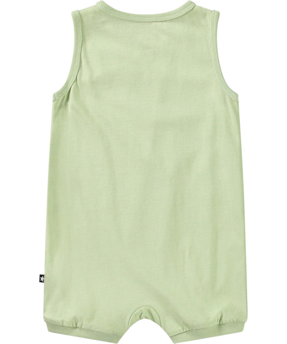 Fu - Misty Green - Babypakje van zacht biologisch katoenen jersey zonder mouwen en pijpen. Het babypakje is lichtgroen met een smiley.