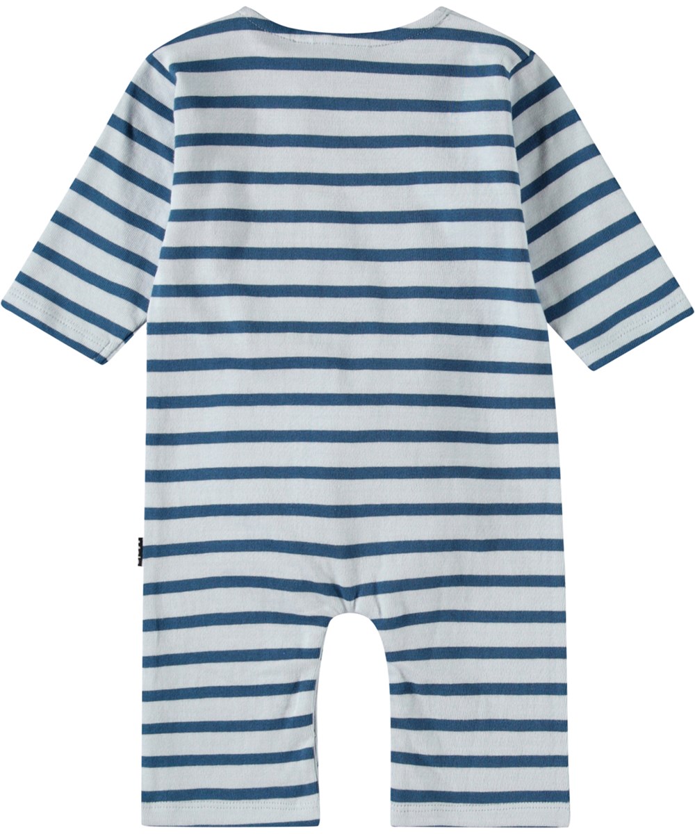 Flint - Lagoa Stripe - Heldragt i økologisk bomuld til baby, med striber i blå nuancer.