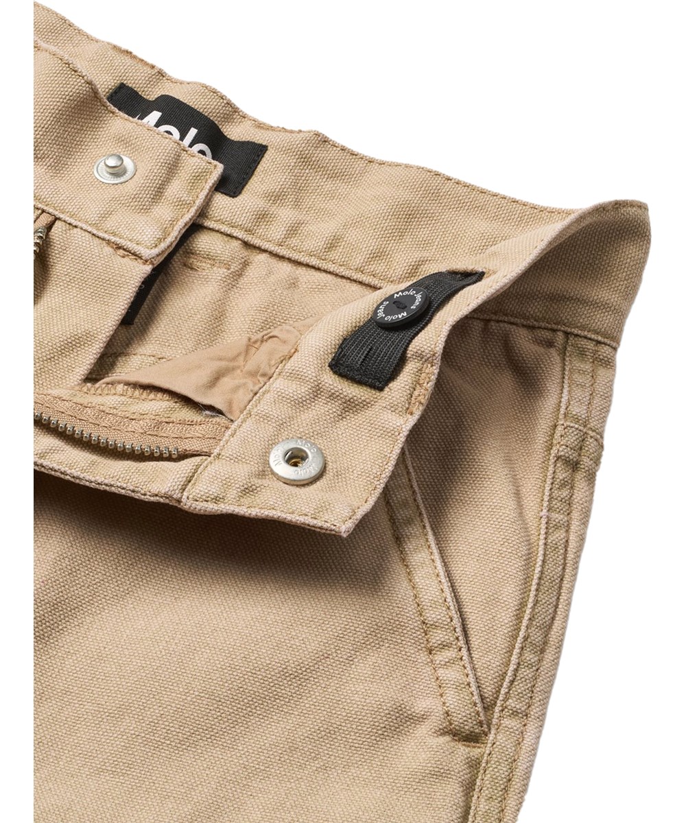 Archer - Tiger's Eye - Beige cargobroek met zijzak ontworpen voor kinderen en gemaakt van katoen 