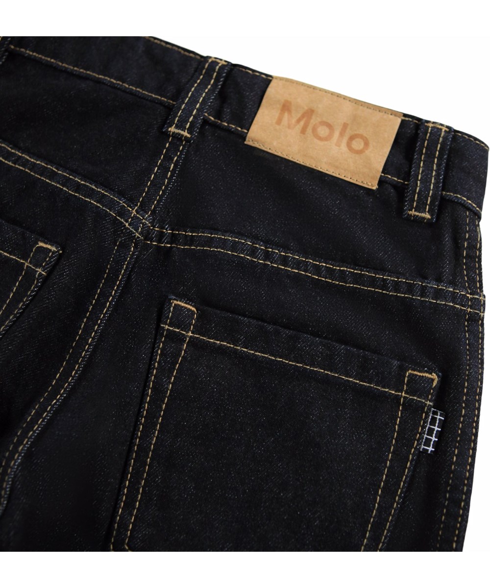 Askane - Raw Indigo - Donkerblauwe oversized spijkerbroek voor kinderen.