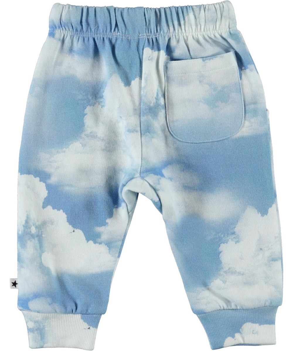 Simme - Clouds - Blauwe biologische babybroek met wolken