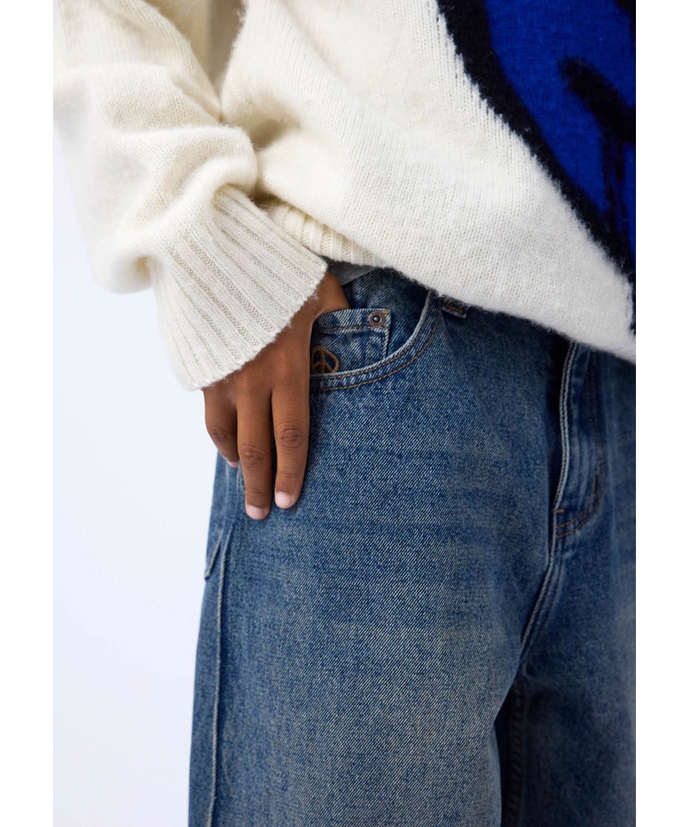 Aska - Blue Tint - Blå oversize jeans til børn.