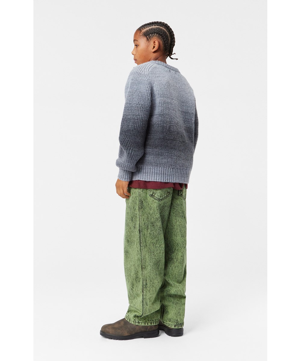 Aiden - Green Flash Dye - Hellgrüne Öko-Baumwoll-Skate-inspirierte Jeans mit lockerer Passform und geradem Bein.