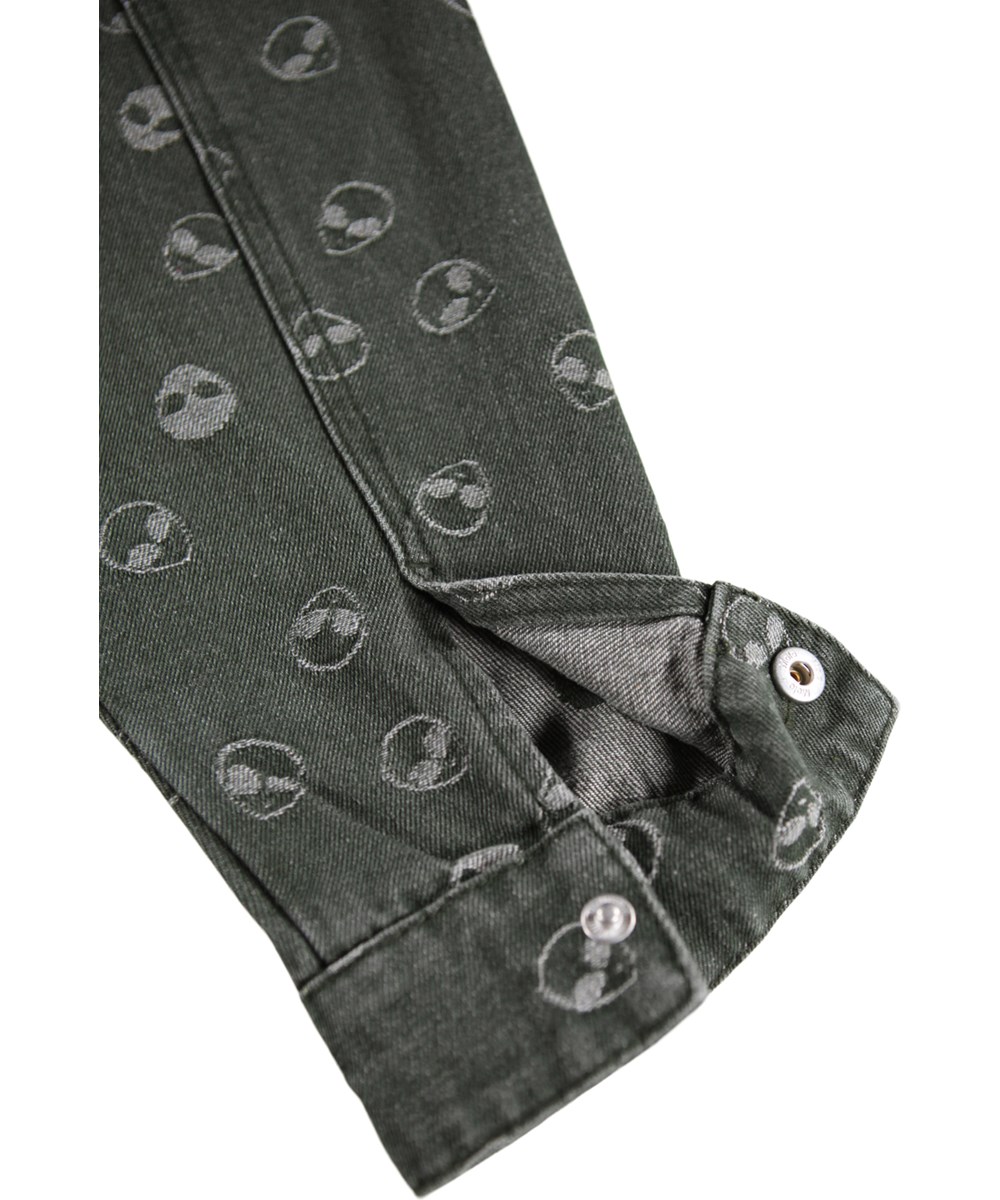 Hoshiu - Aliens - Green shirt for children made of jacquard denim cotton blend with woven aliens.