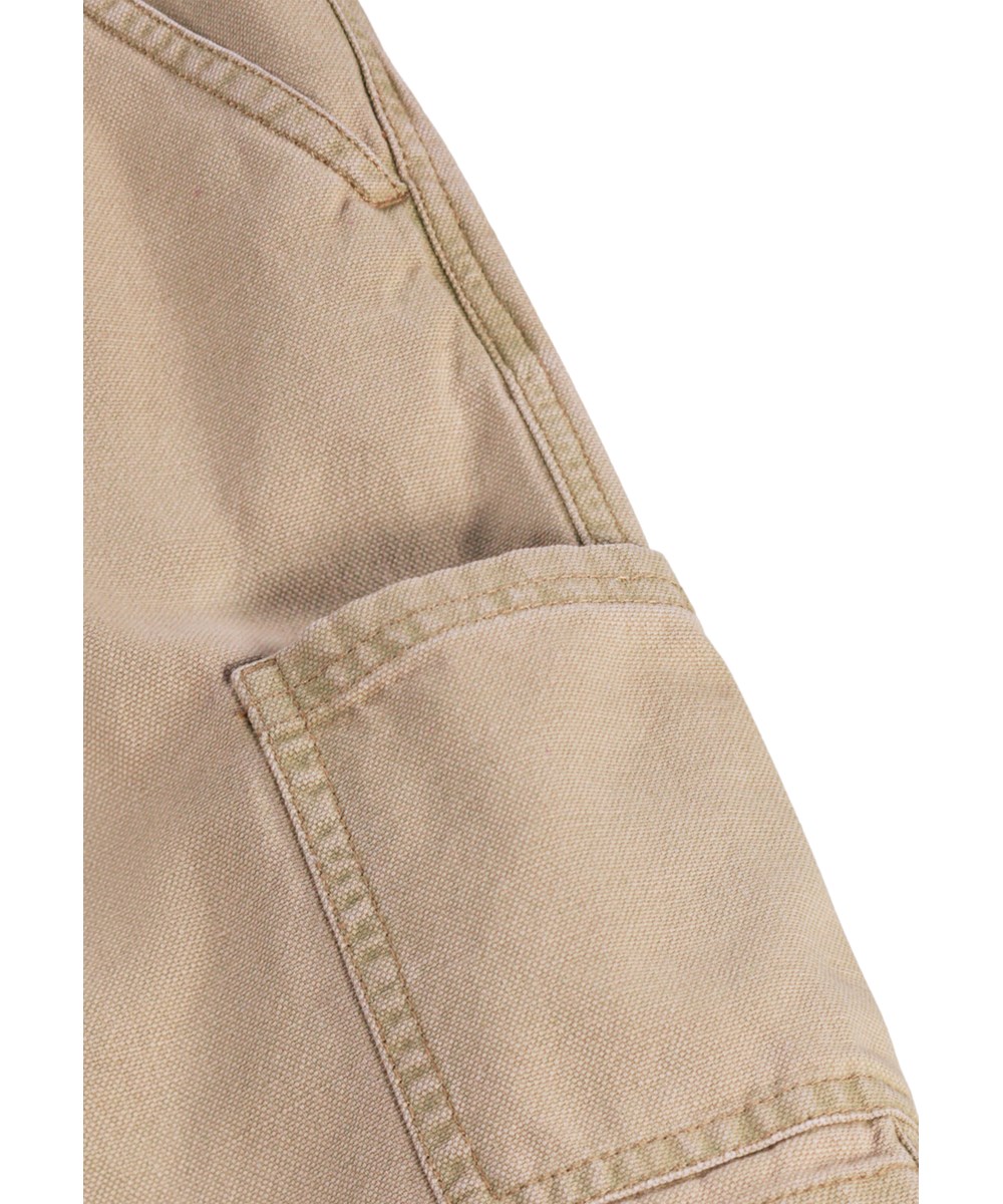 Archie - Tiger's Eye - Beige korte cargobroek met zijzak ontworpen voor kinderen en gemaakt van katoen 