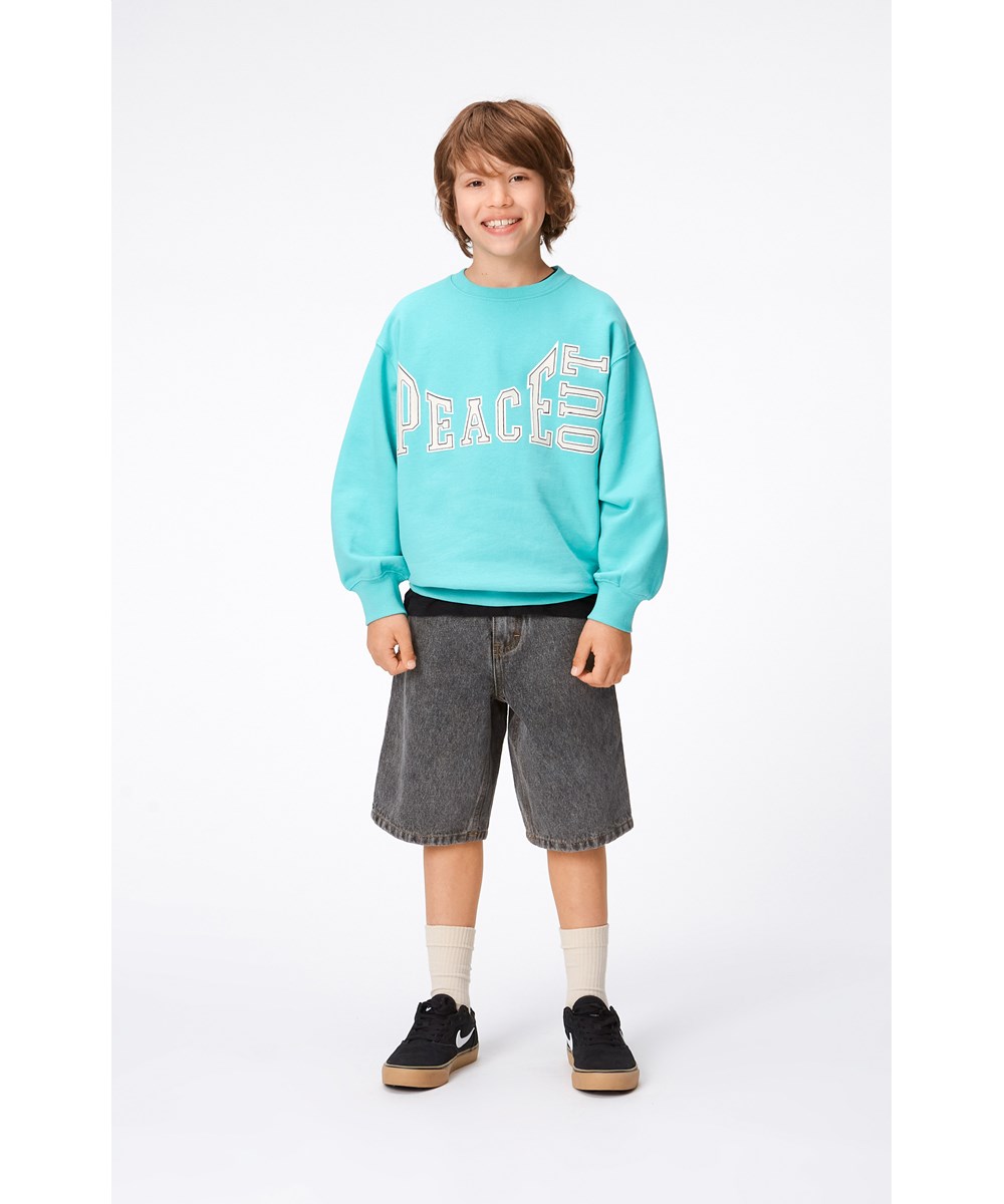 Art - Black Washed - Zwarte knielange spijkerbroek van 50% biologisch katoen