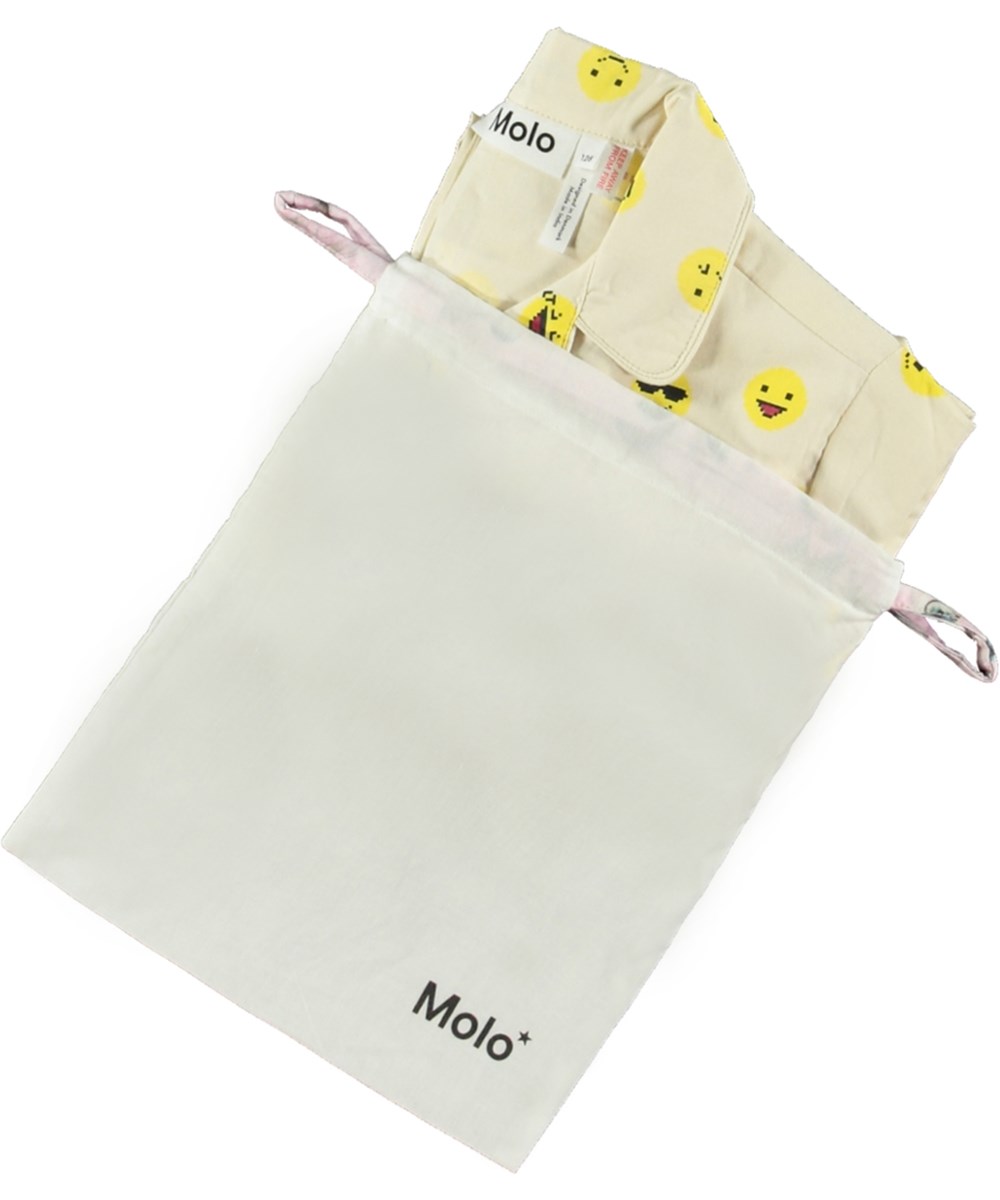 Lex US - Pixel Emojis - Lichtgele pyjama in een normale pasvorm met een emoji print.