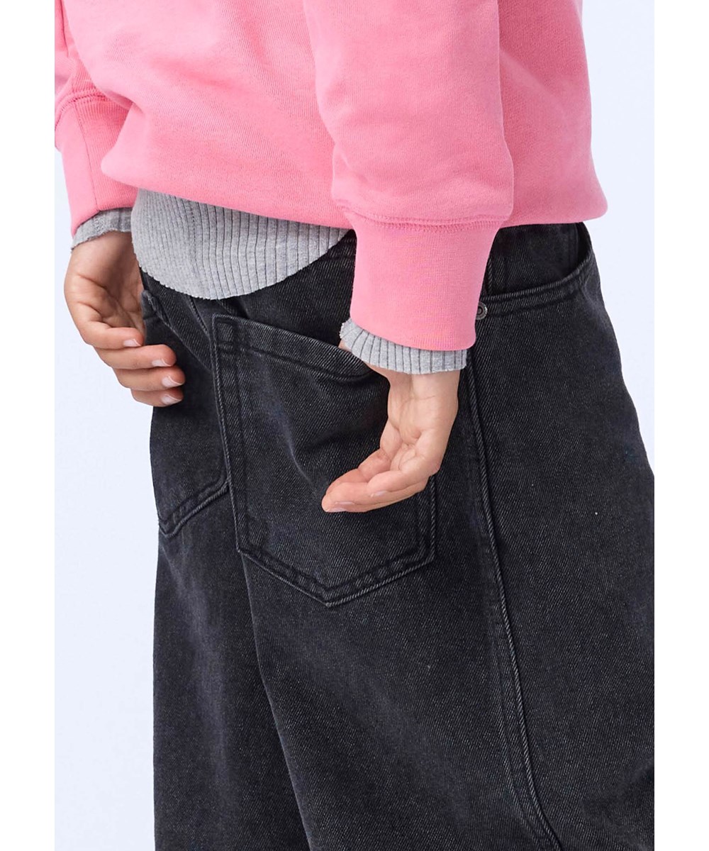 Aiden - Washed Black - Denim jeans for children made of organic cotton with a black wash.