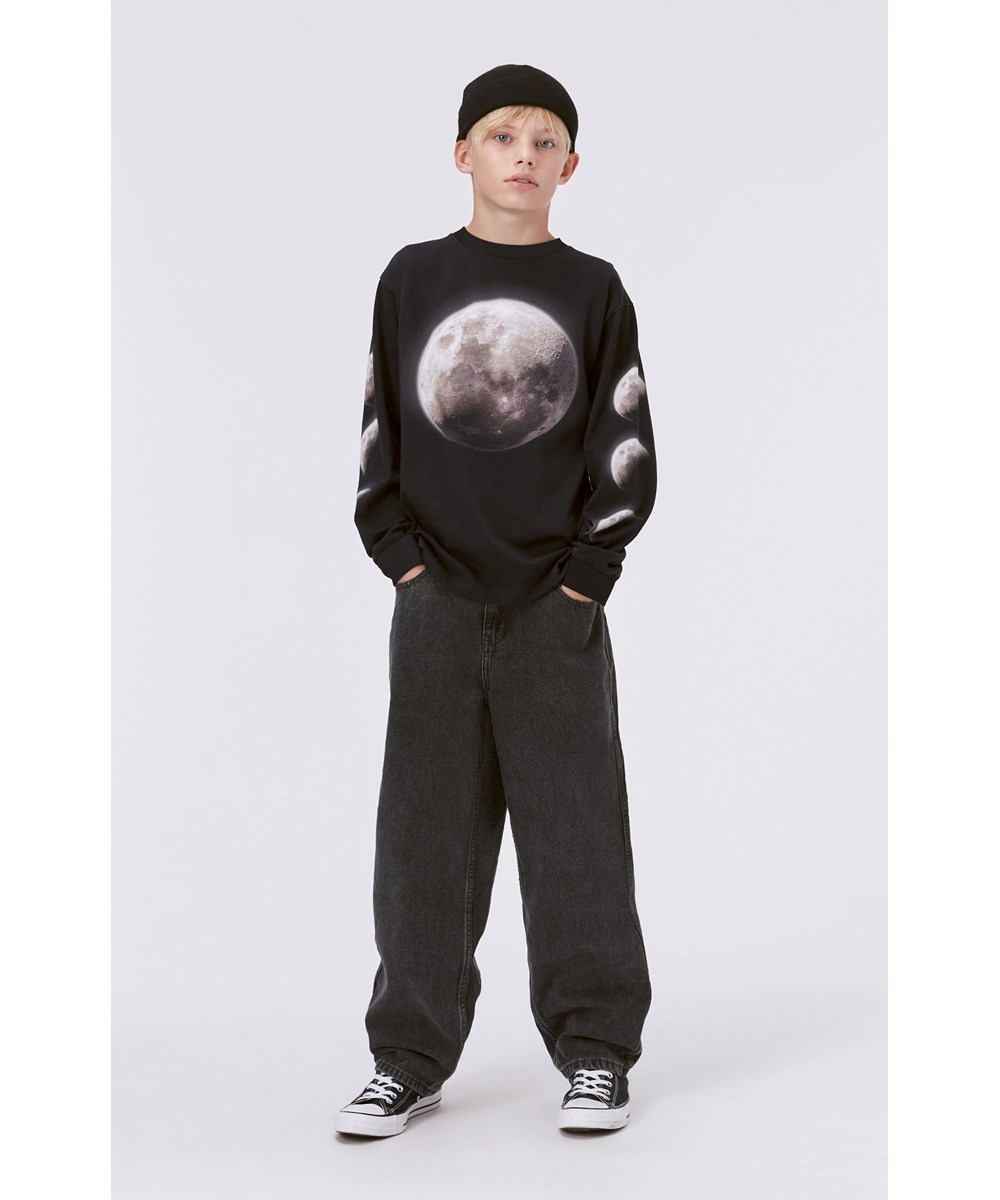 Aiden - Washed Black - Black jeans in loose fit in organic cotton