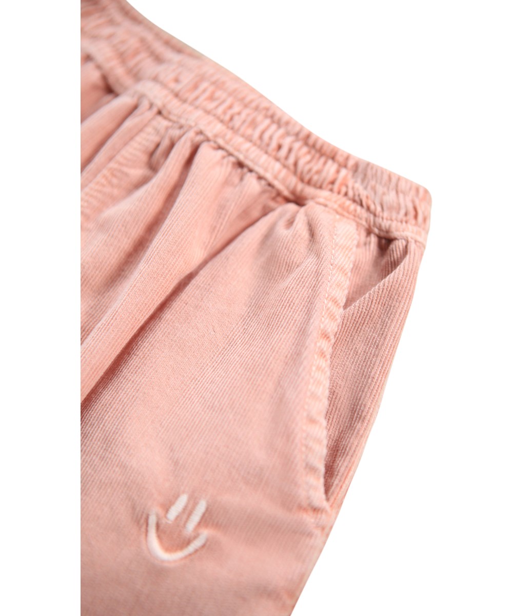 Sois - Rose Cloud - Pink corduroy pants for the lillte ones made of organic cotton.
