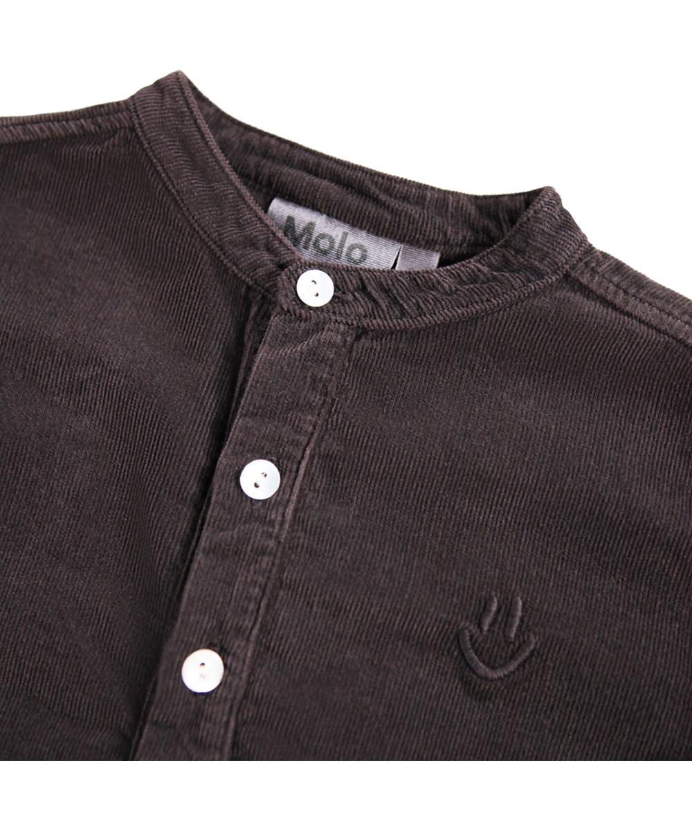 Enoz - Dark Cocoa - Dark brown velvet shirt for the little ones made of organic cotton.