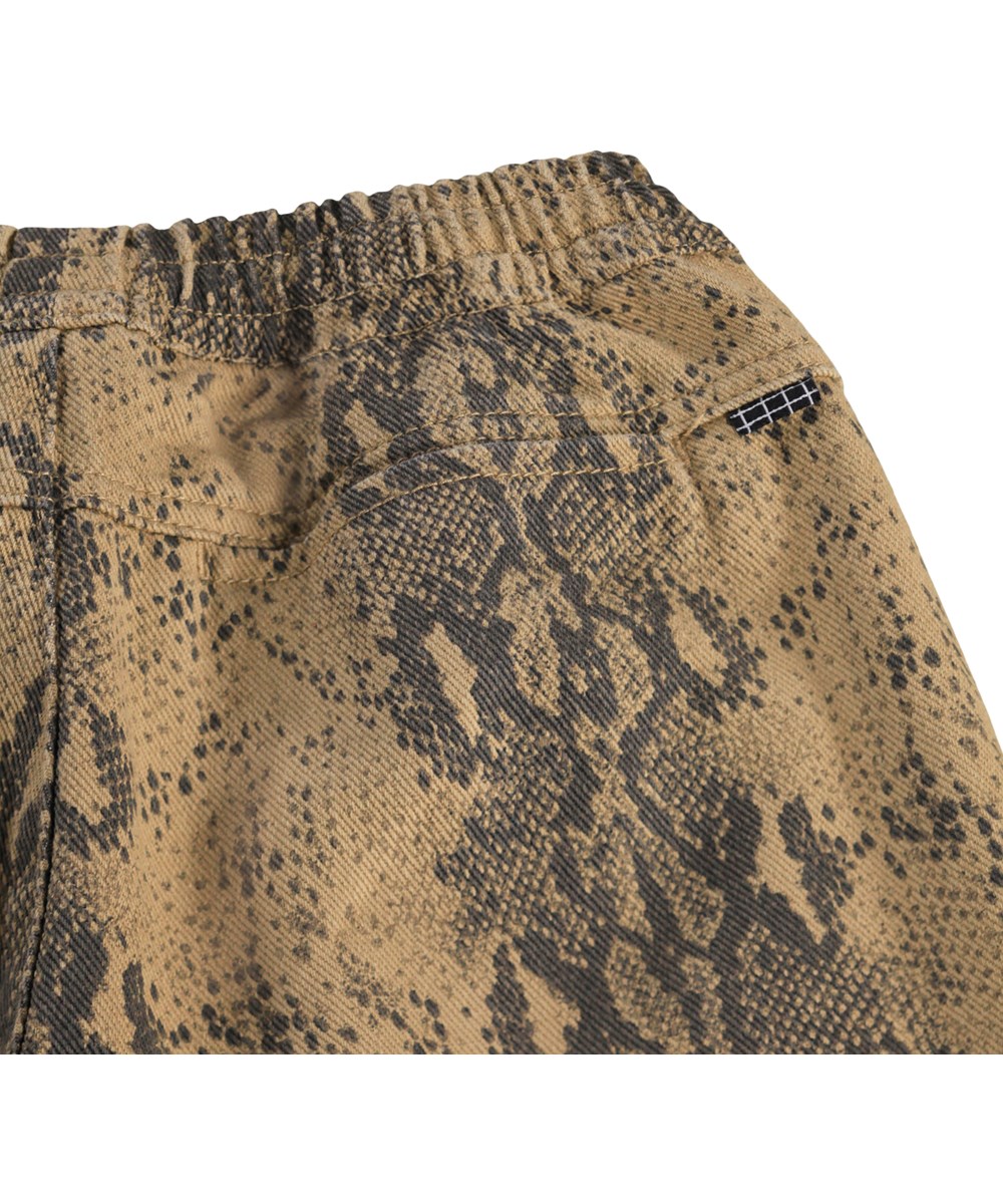 Arrow - Snake Structure - Brown shorts for children made of organic cotton with drawstring and snake print 