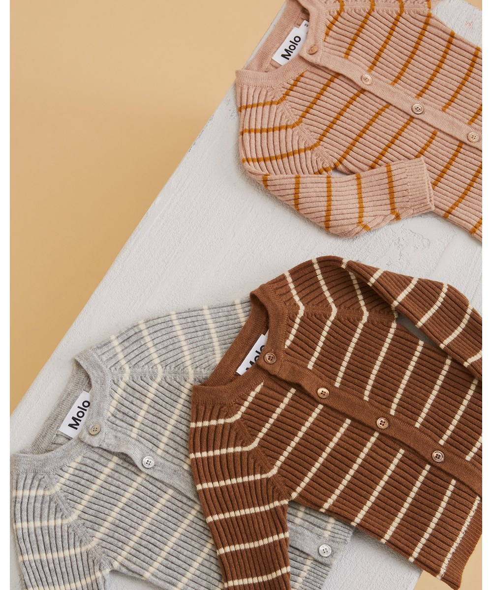 Bendix - Grey Stripe - Graue Strickjacke in Rippstrick mit weißen schmalen Streifen