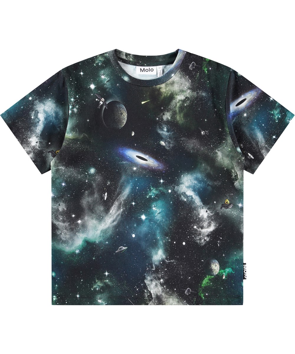 Riley - Deep Space - Zwart kinder t-shirt gemaakt van zachte biologische katoen meteen een ribboord rond de hals.