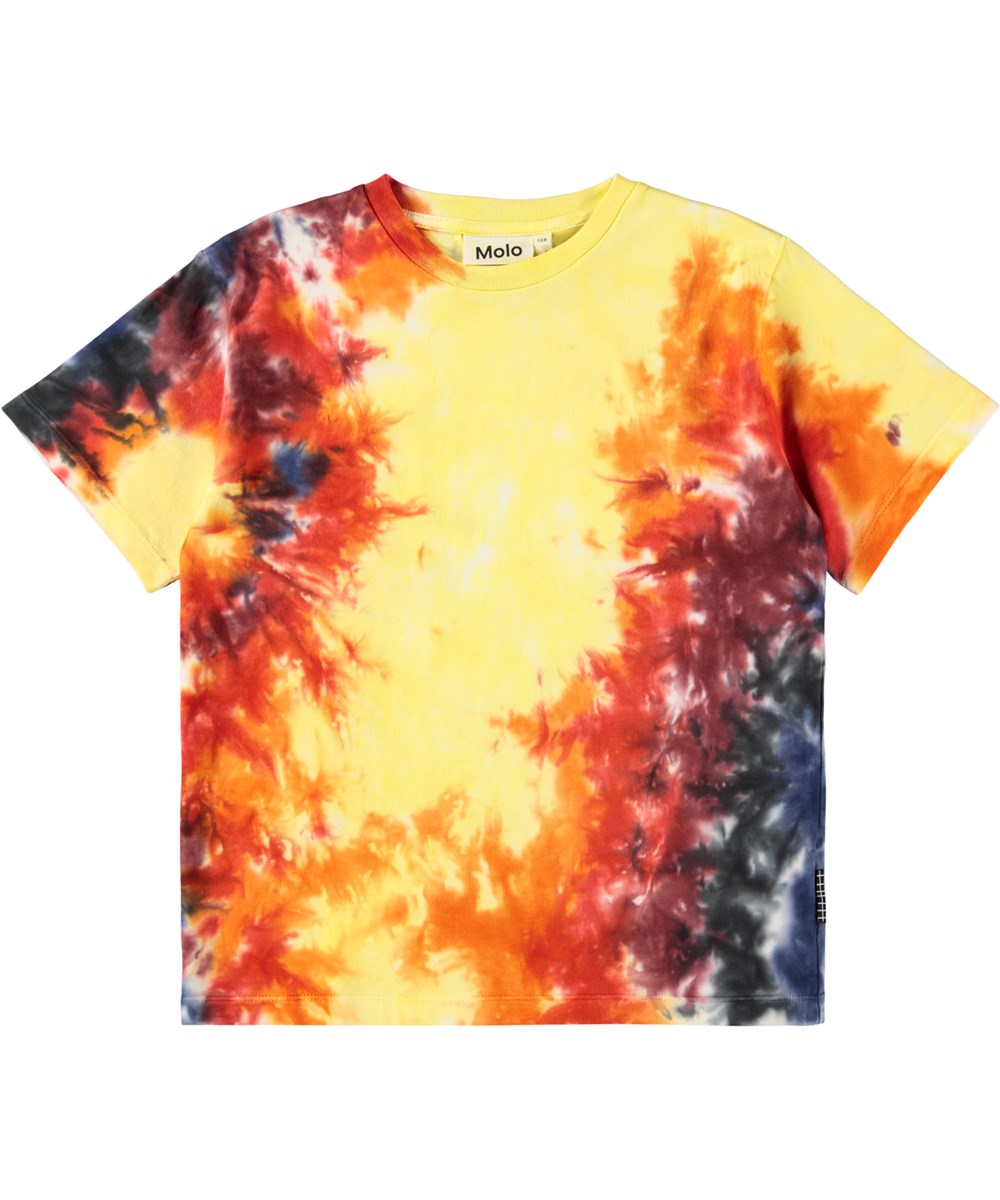 Riley - Flame Dye - Farverig tie-dye t-shirt til børn i blødt økologisk bomuld med korte ærmer, en løs pasform og ribkant i halsen.