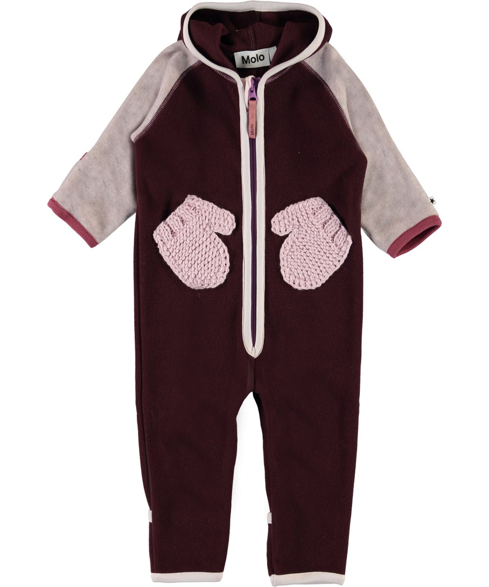 Udo - Maroon - Bordeaux rode babypakje van fleece met wanten
