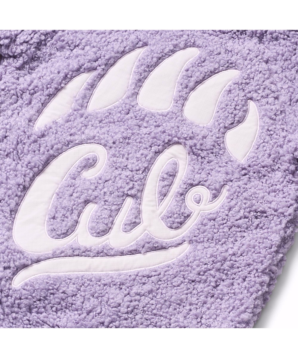 Ulan - Daybreak - Paarse fleecejas voor kinderen gemaakt van gerecycled polyester met op de achterkant een leuke patch in duurzaam nylon.