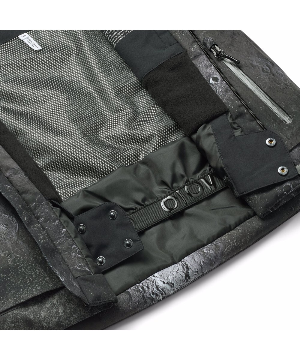 Alpine - Moon - Wind- en waterdichte grijze winterjas voor kinderen gemaakt van gerecycled polyester en gevoerd met 3M™ Thinsulate™.