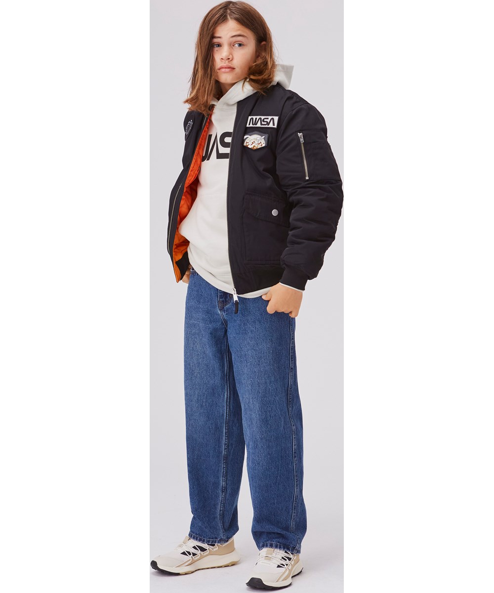 Heath - Black - Zwarte bomber jacket met Nasa en space