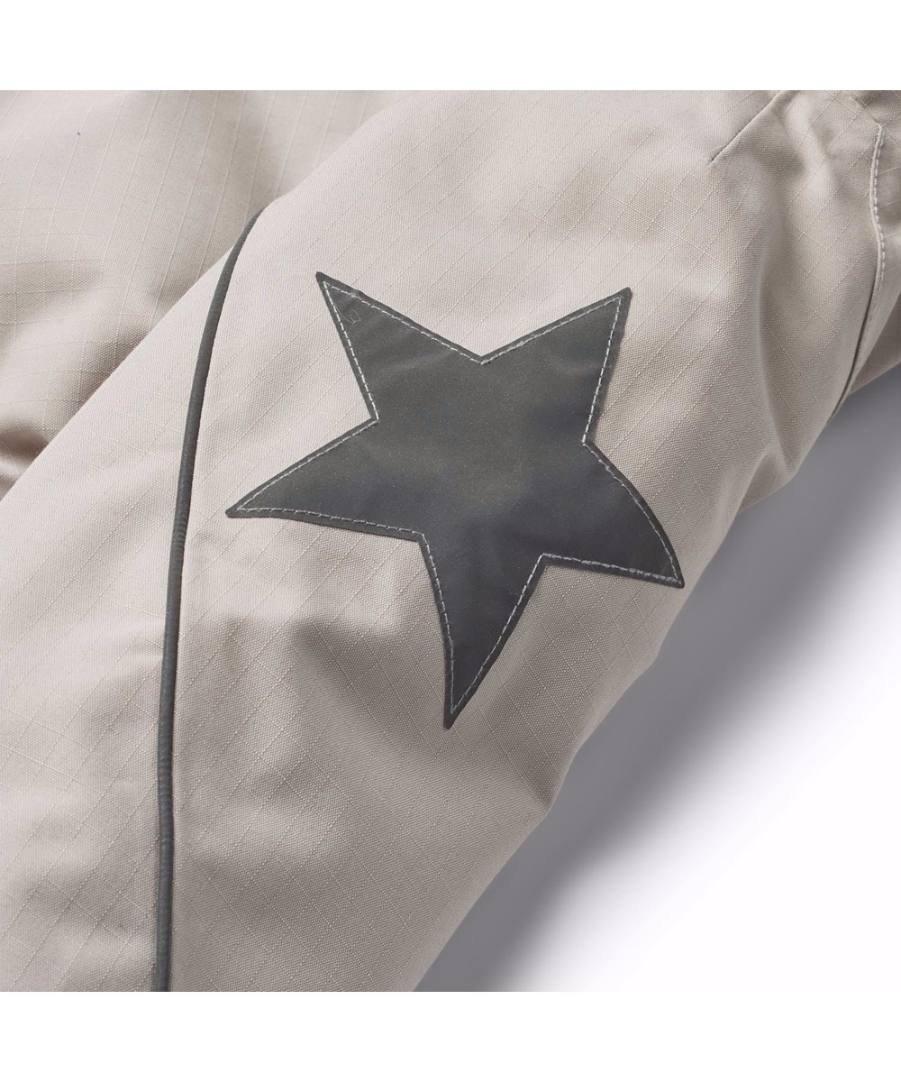 Hopla Fur - Dust - Grijze wind- en waterdichte winterjas voor kinderen van gerecycled polyester.