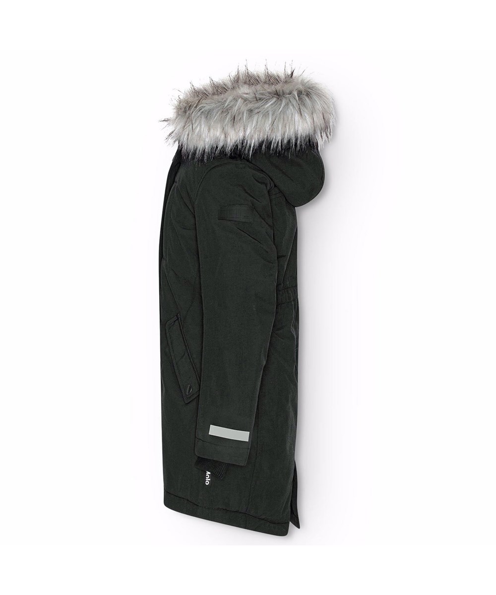 Peace - Black - Zwarte wind- en waterdichte winterjas voor kinderen van gerecycled nylon.