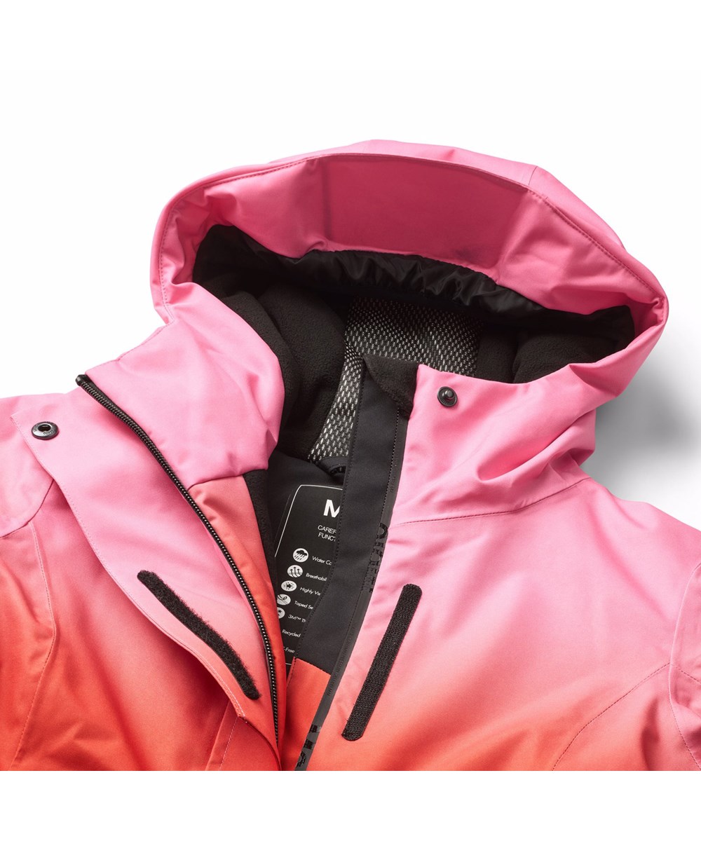 Pearson - Fiery Red - Wind- en waterdichte roze en rode winterjas voor kinderen gemaakt van gerecycled polyester met gerecyclede polyester vulling en 3M™ Thinsulate™.