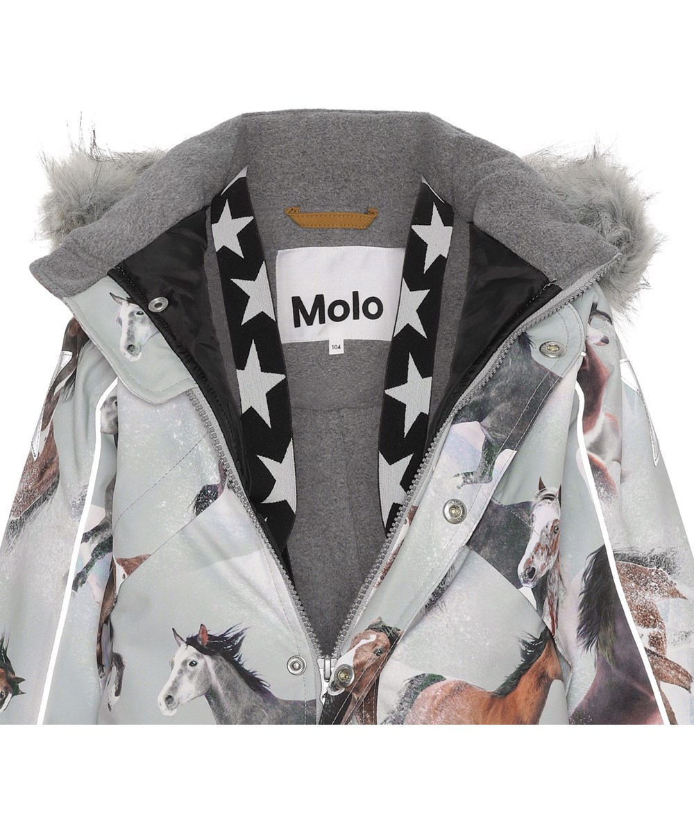 Polaris Fur - Winter Horses - Gerecyclede skipak met paardenprint en bont