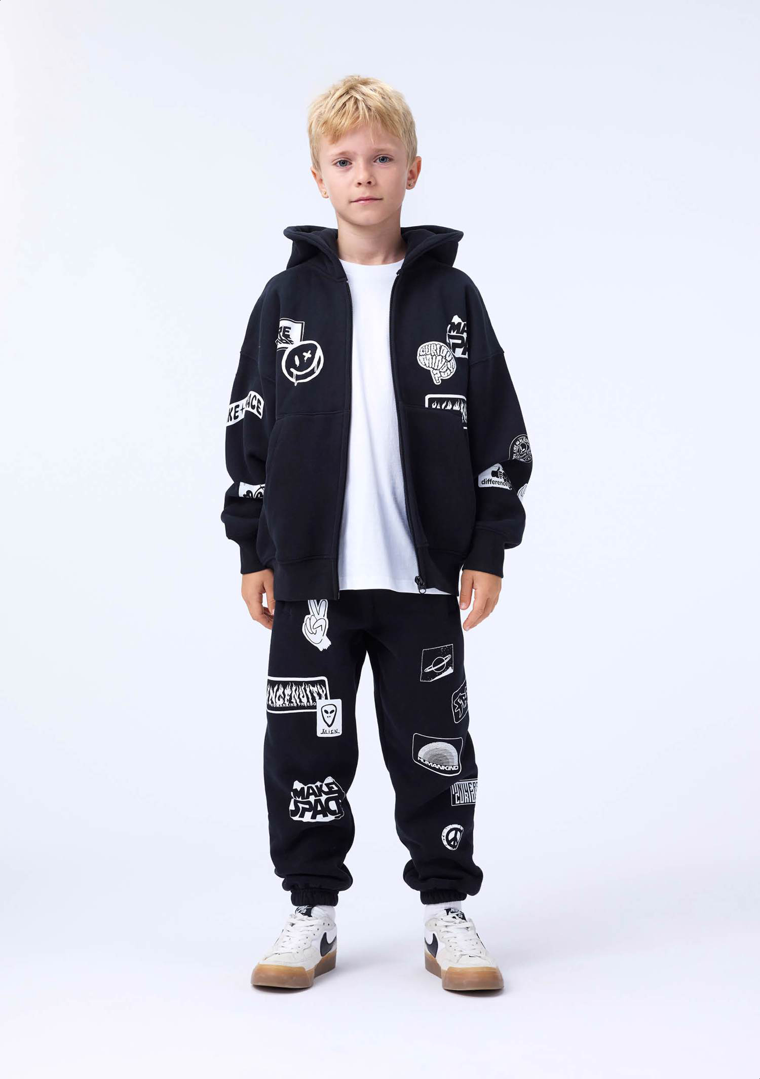 【新品・122cm(7Y)】MOLOスウェットパンツ/ブラック Ash - Black - Black sweatpants - Molo