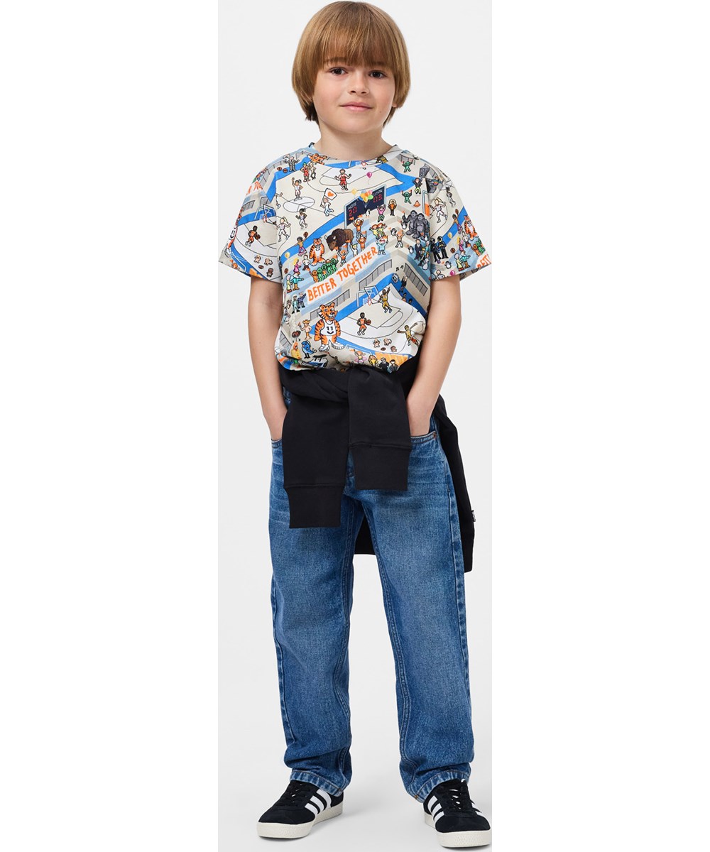 Andy - Vintage Indigo - Blue straight-leg jeans in organic cotton with side and back pockets.