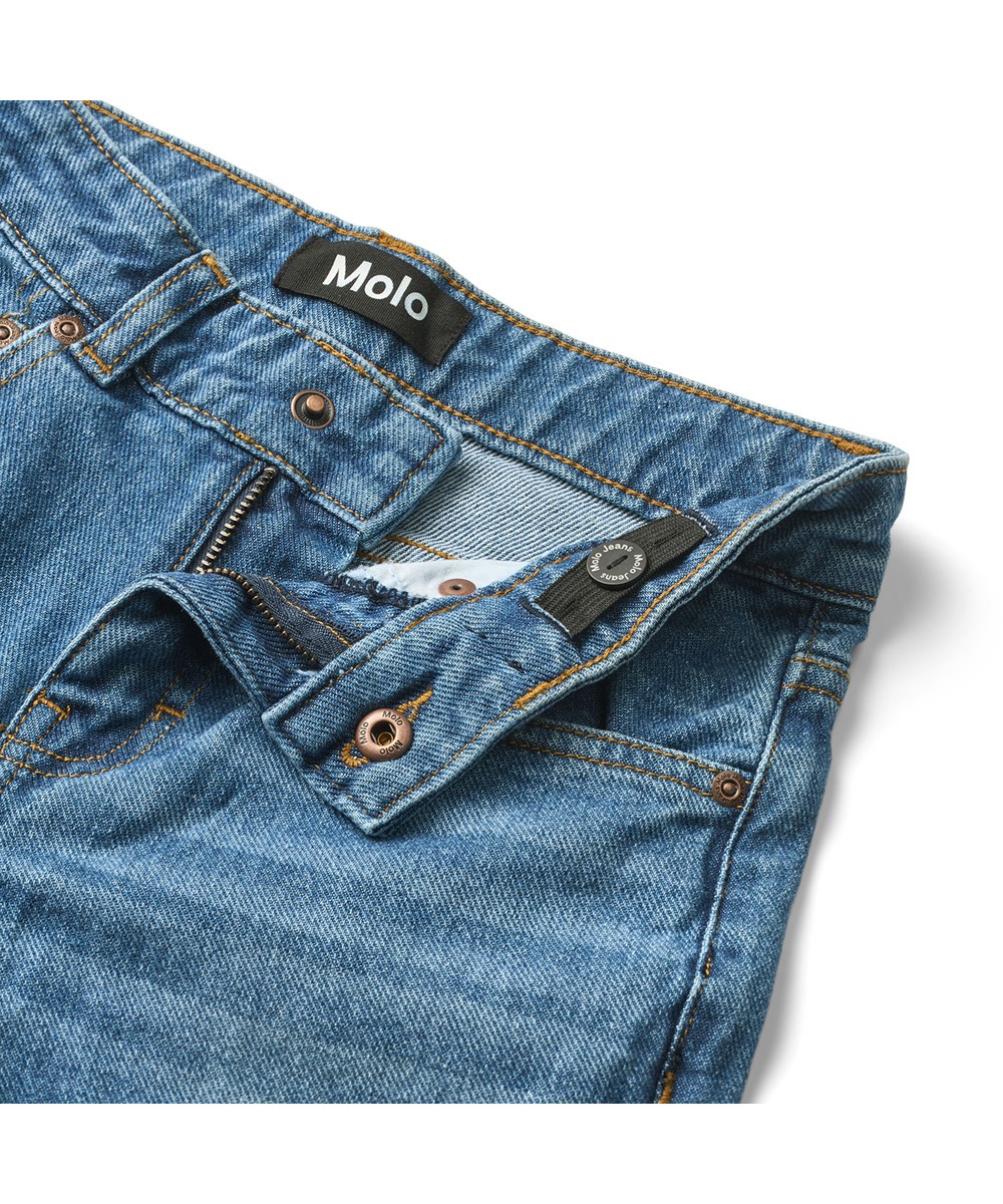 Andy - Vintage Indigo - Blue straight-leg jeans in organic cotton with side and back pockets.