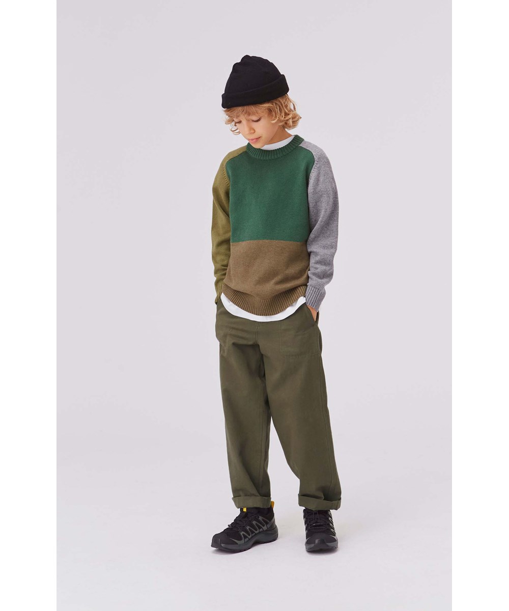 Aron - Vegetation - Wide green trousers