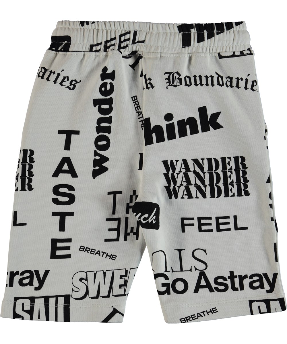 Arnt - Words - Shorts