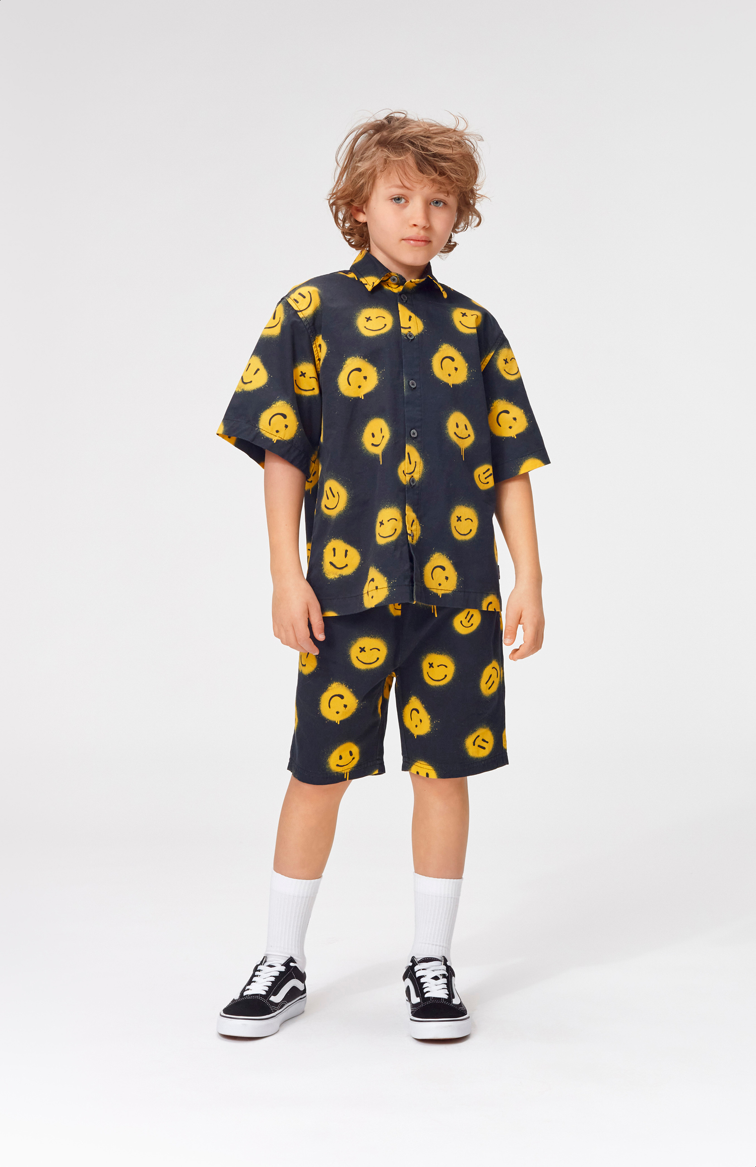 JILLSTUART × Smiley PETIT SMILE SHORT MUFFLER BBH6031 1s22h115_6516_z1.jpg?height=